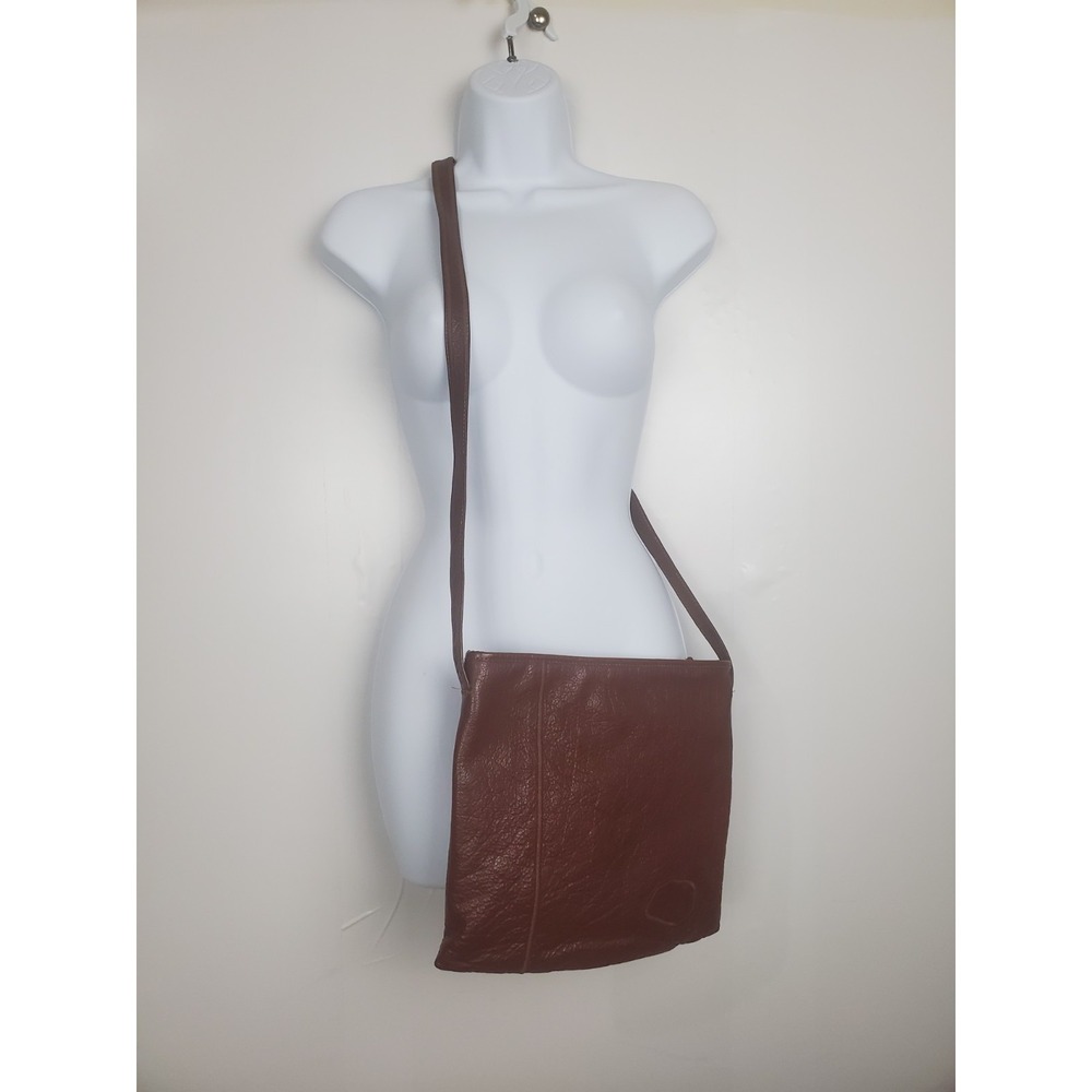 Carlos Falchi Women's Medium Brown Leather Shoulder Bag with Zipper
